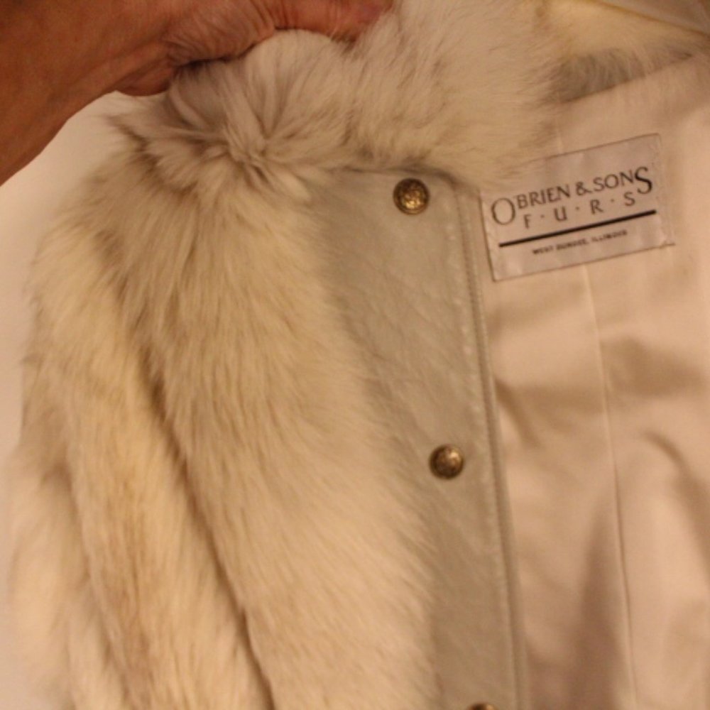 O'Brien & Sons Fox and Leather Coat - Picture 5 of 12